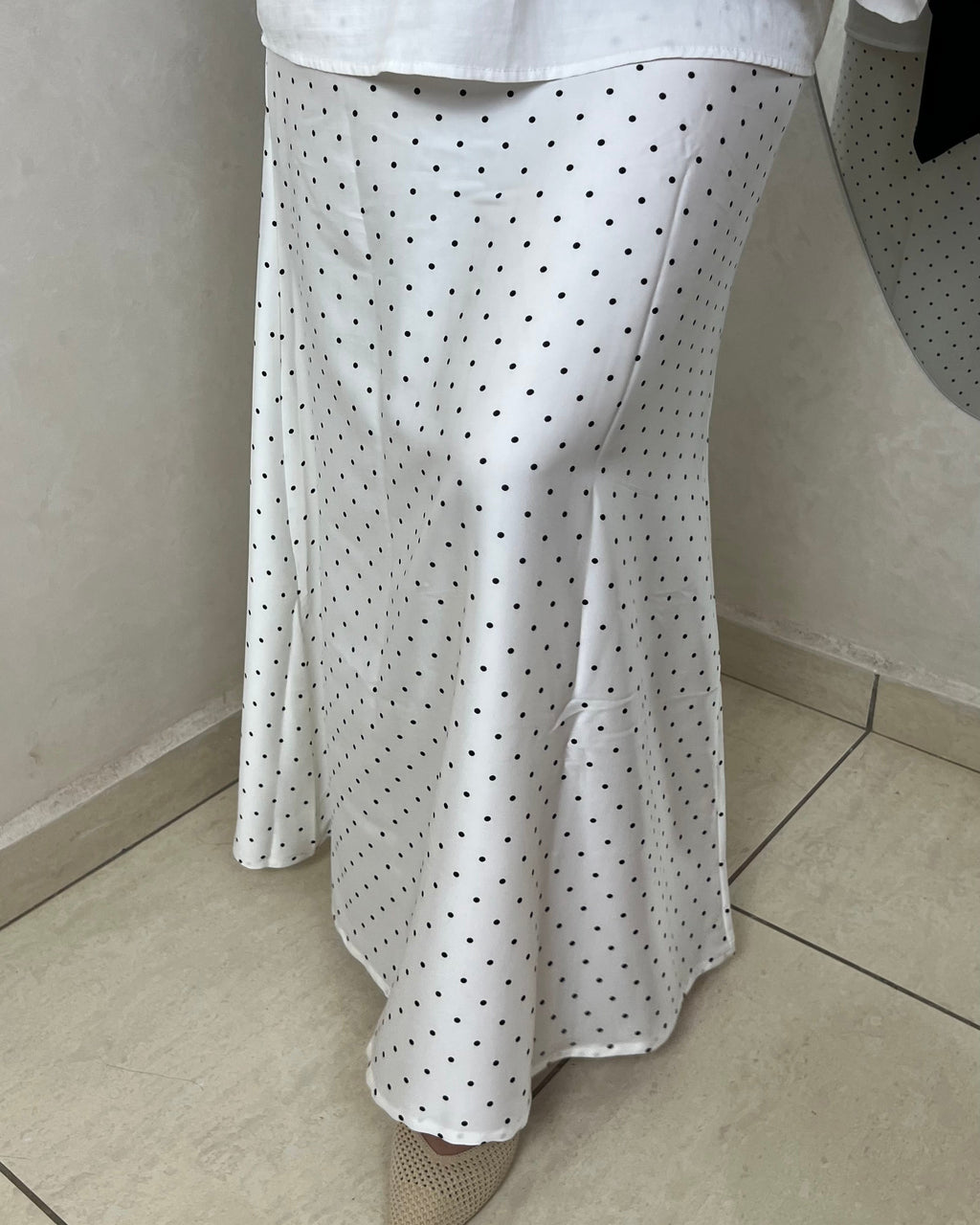 White with black Dots 